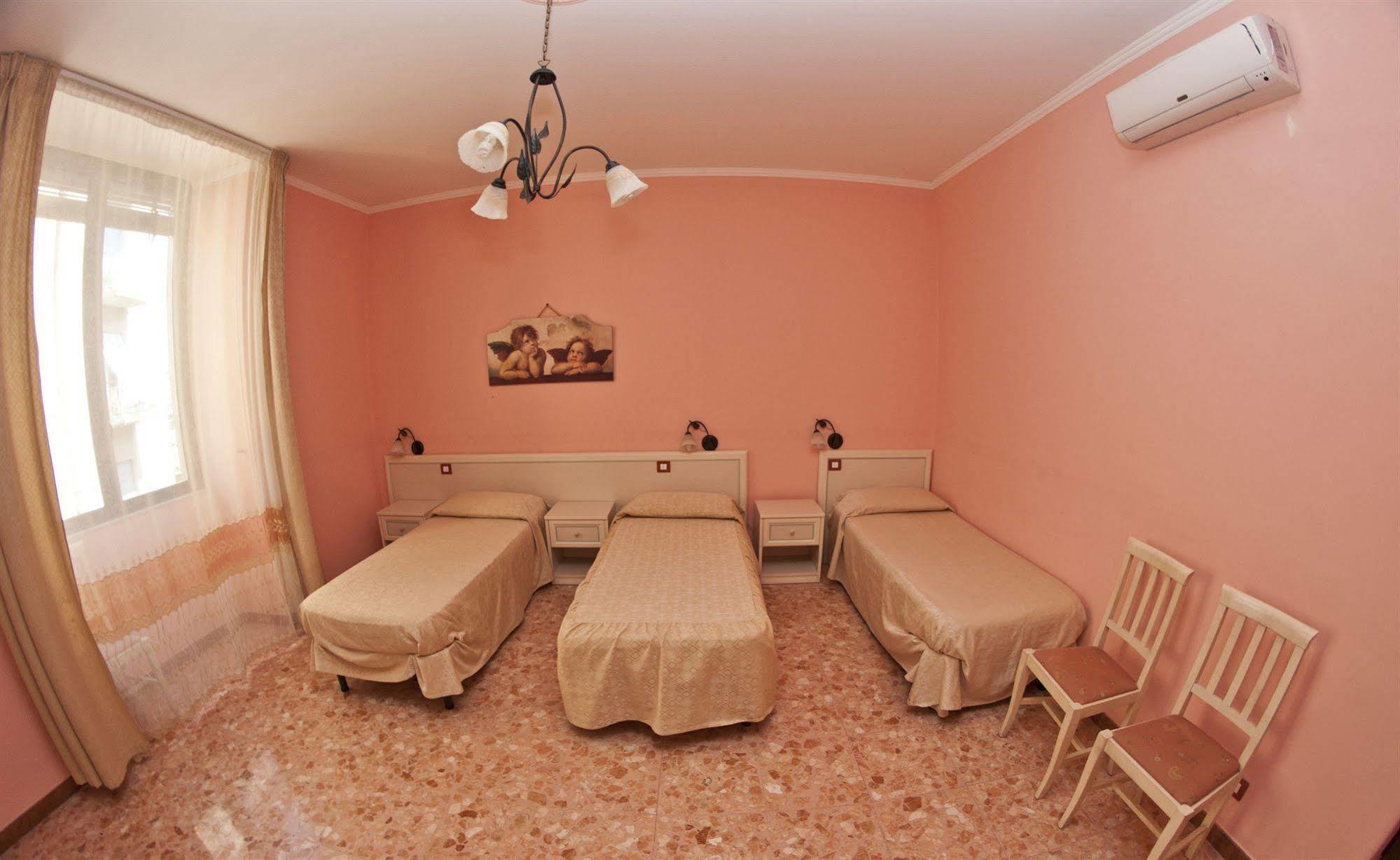 Rs San Sebastiano Holidays Acireale Exterior foto
